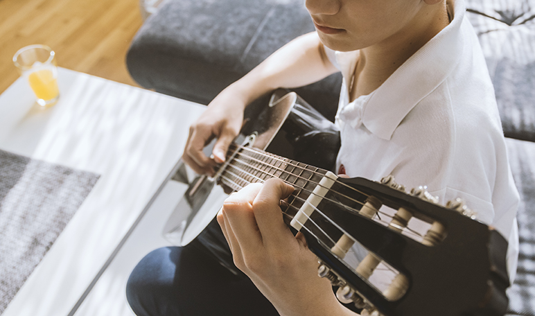 Cómo hacer que tu hijo aprenda a tocar un instrumento musical - Apréndete