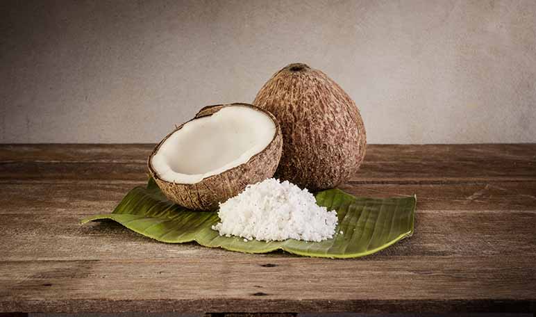 El aceite de coco y sus beneficios para el cabello - Apréndete
