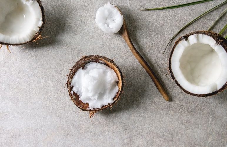 Cómo elaborar tus propios cosméticos con aceite de coco - Apréndete