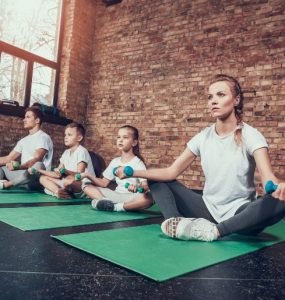 9 beneficios del yoga para niños - Apréndete