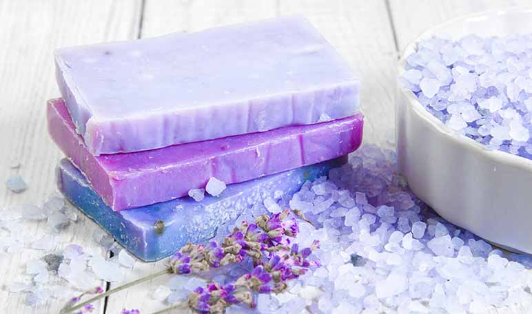 ¿El jabón natural es mejor para tu piel? - Apréndete